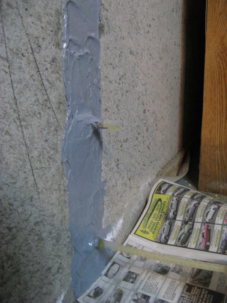 60' Contractor Polyurethane Foundation Crack Repair Kit Applied